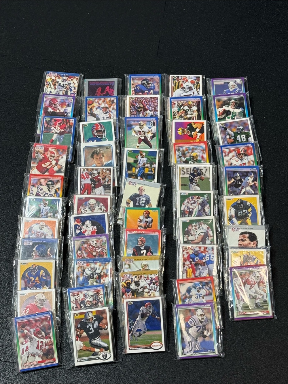 Lot of mixed 1990s NFL Cards